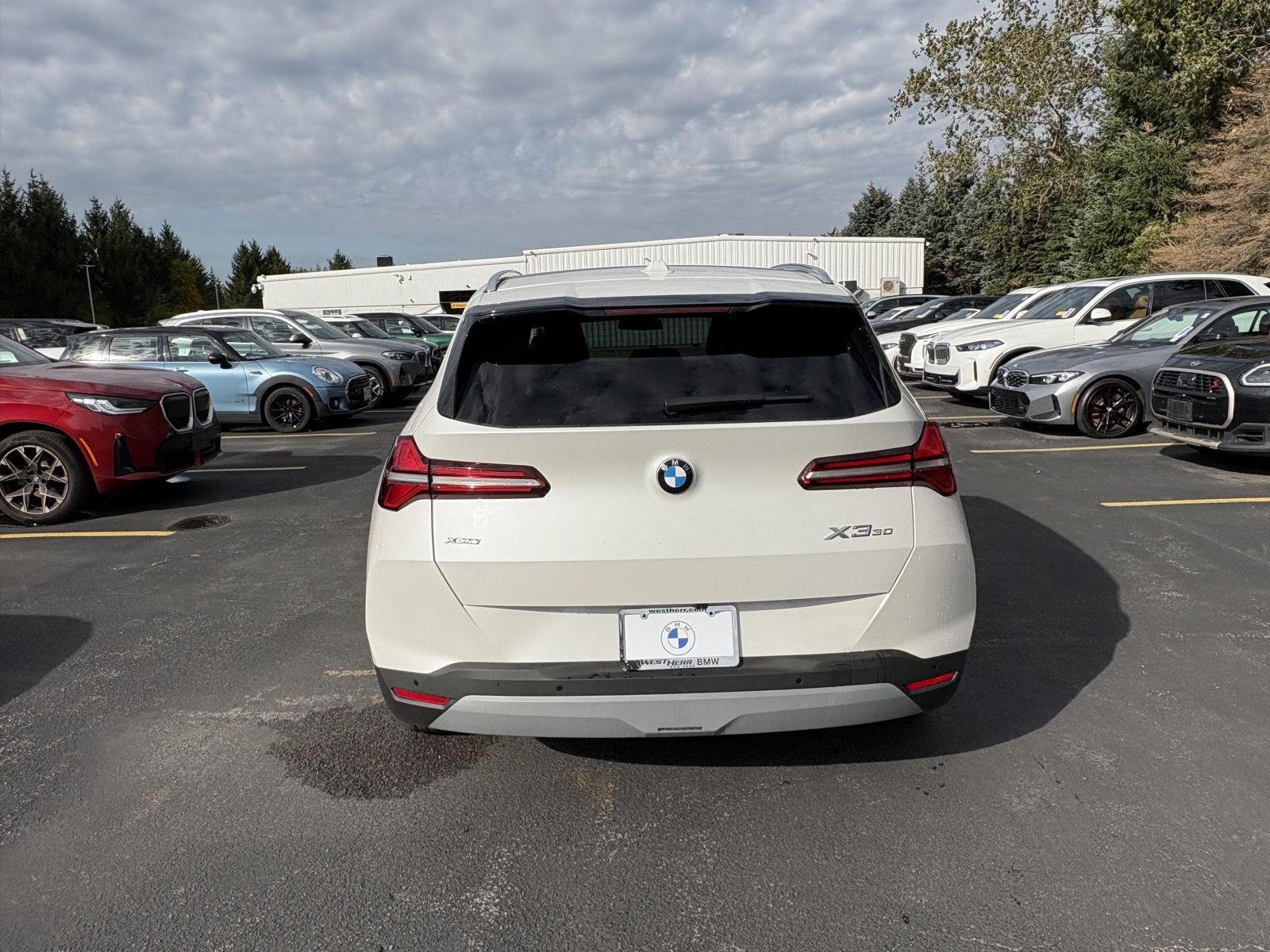 New 2026 Mineral White Metallic BMW 30 xDrive image 6