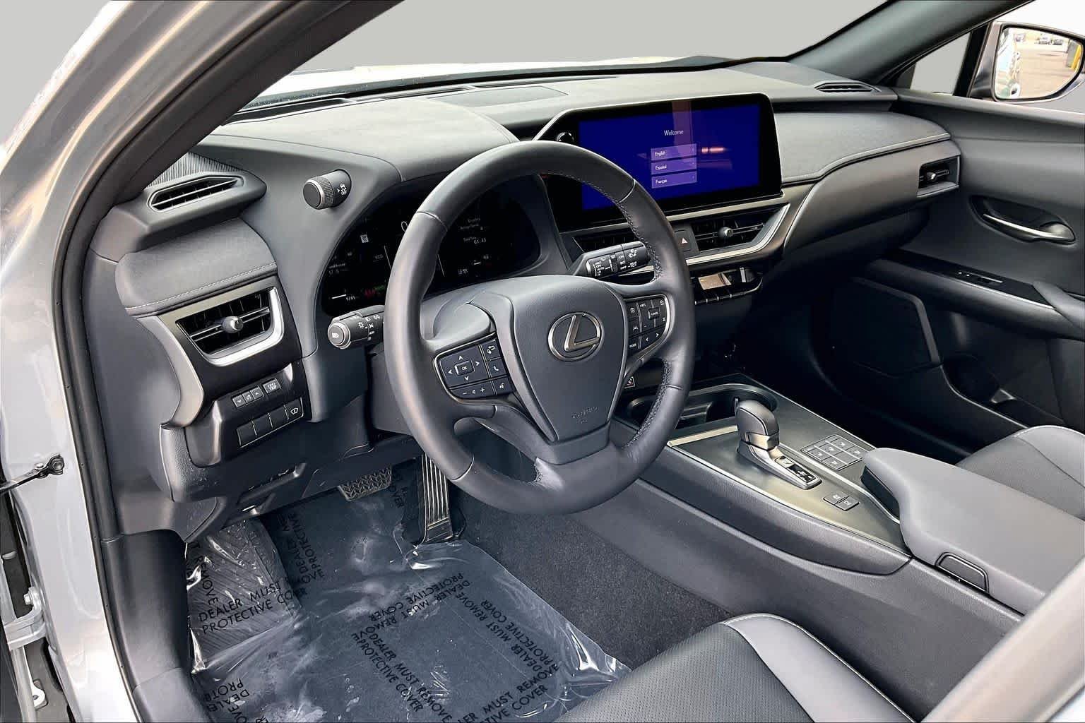Used 2025 Iridium Lexus Premium image 14