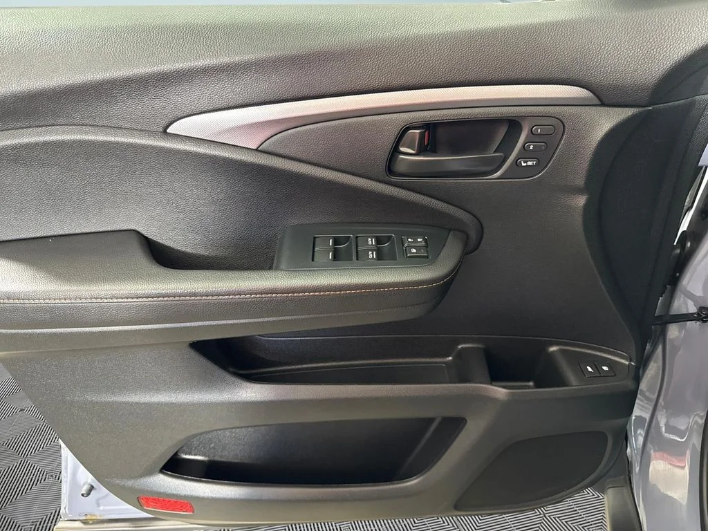 Certified Used 2023 Gray Honda TrailSport image 18