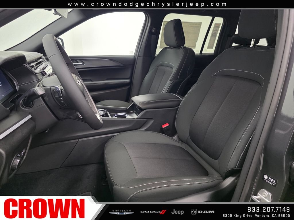 New 2026 Baltic Gray Metallic Clear-Coat Exterior Paint Jeep Laredo image 16
