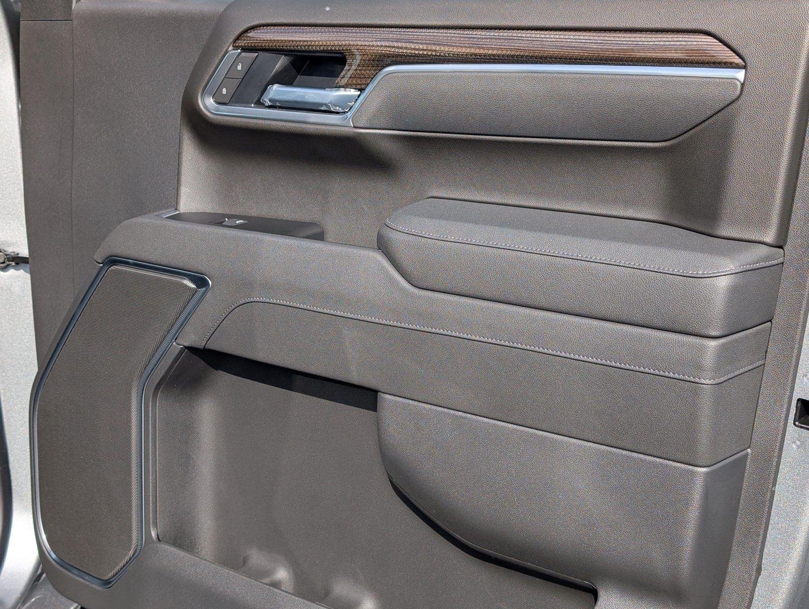 2026 Chevrolet Silverado 1500 RST - Photo 38