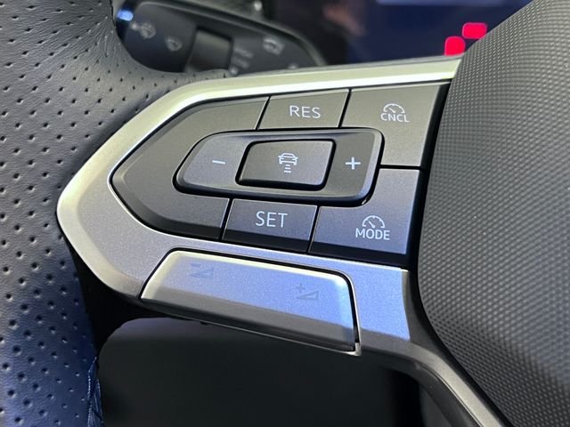 New 2026 White Volkswagen 2.0T SE R-Line Black image 14