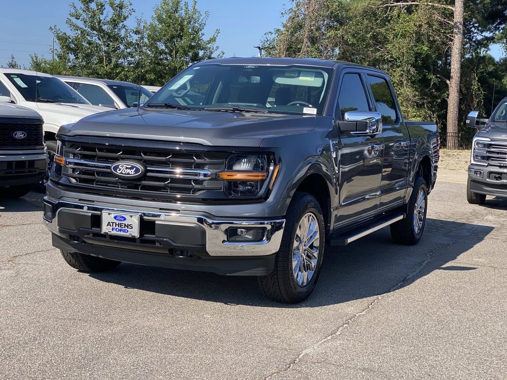 New 2026 Carbonized Gray Metallic Ford XLT image 6