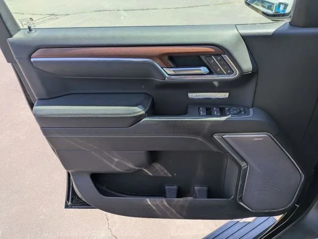 Used 2023 Onyx Black GMC Denali image 11