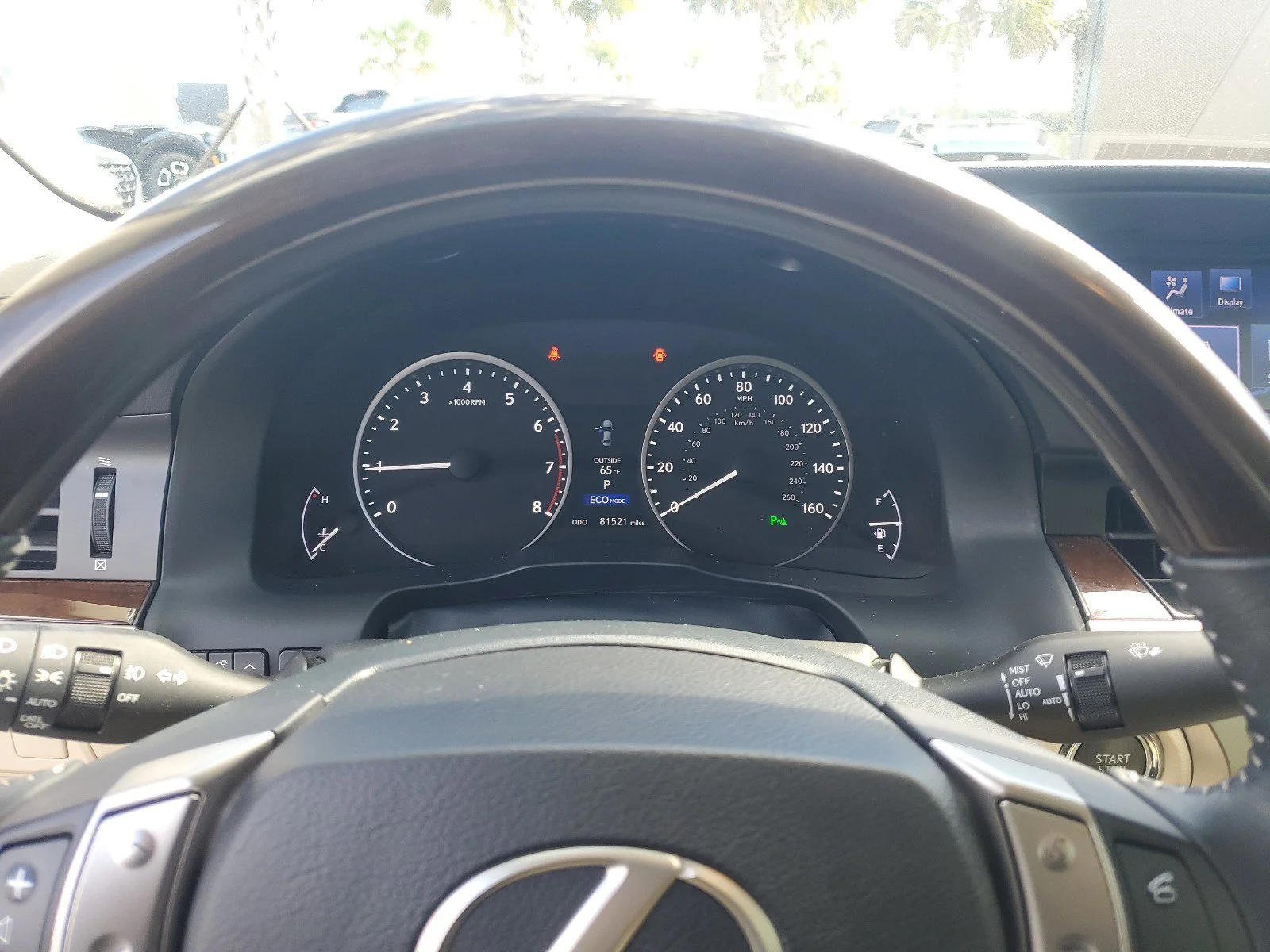 Used 2014  Lexus  image 17