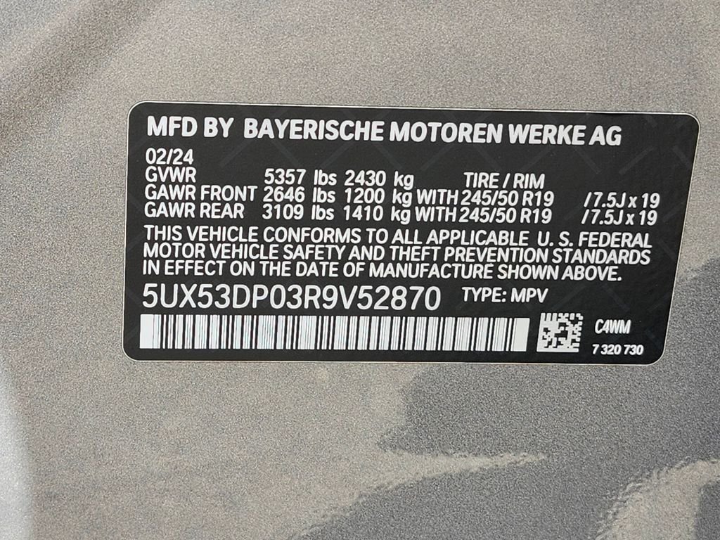 Used 2024 Gray BMW xDrive30i image 35