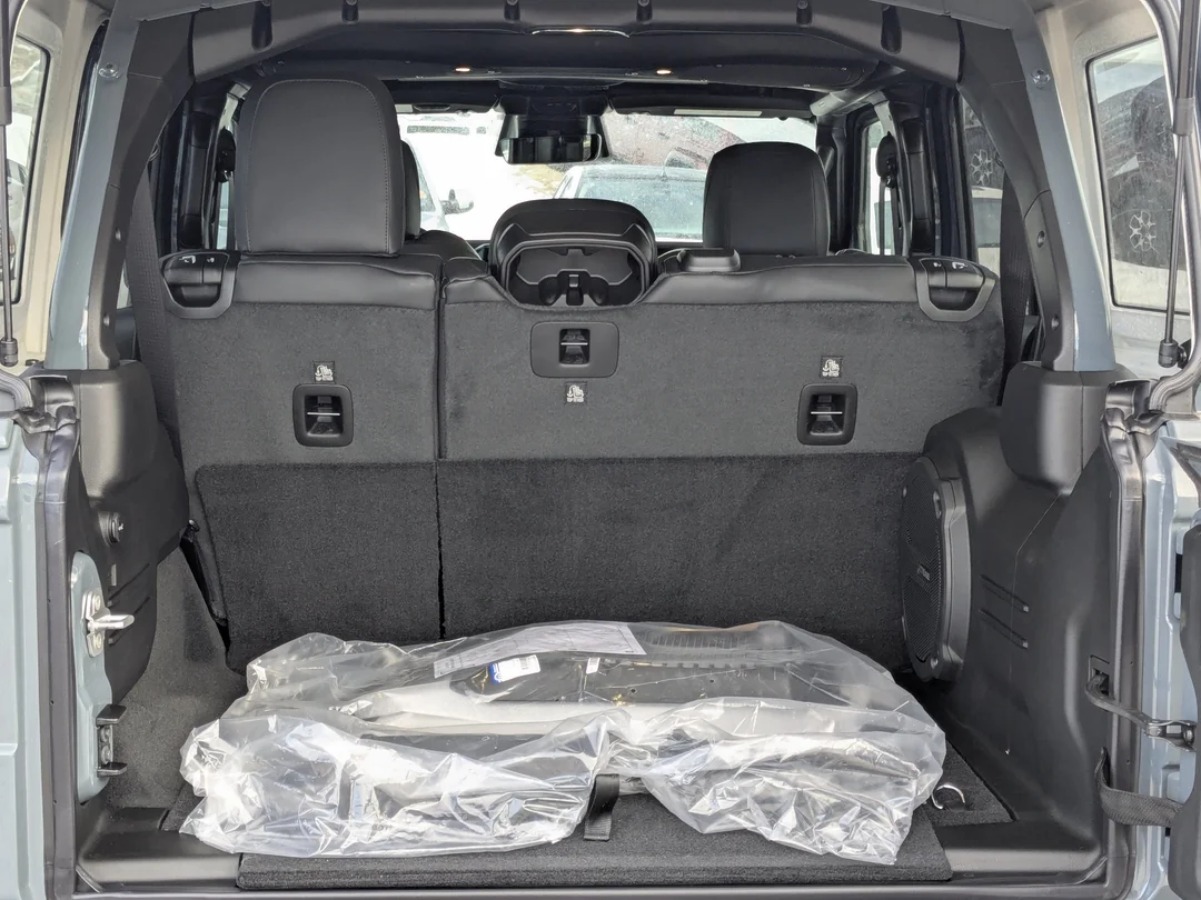 New 2026 Dark blue Jeep Sahara - - 4x4 - McKinley Leather - Body-Color Top - Alpine Audio - Technology Group & More! image 26