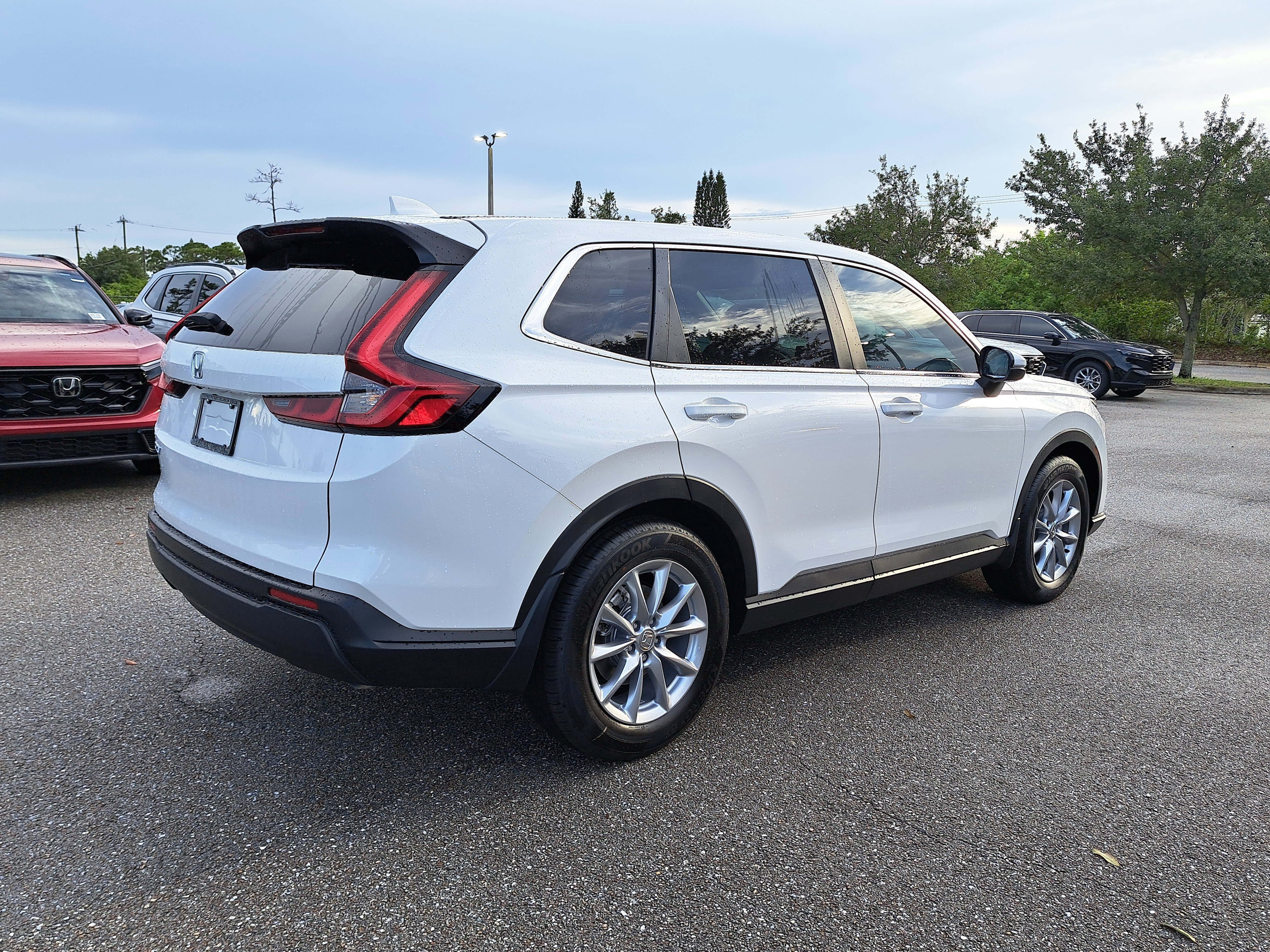New 2026 Platinum White Pearl Honda EX image 6