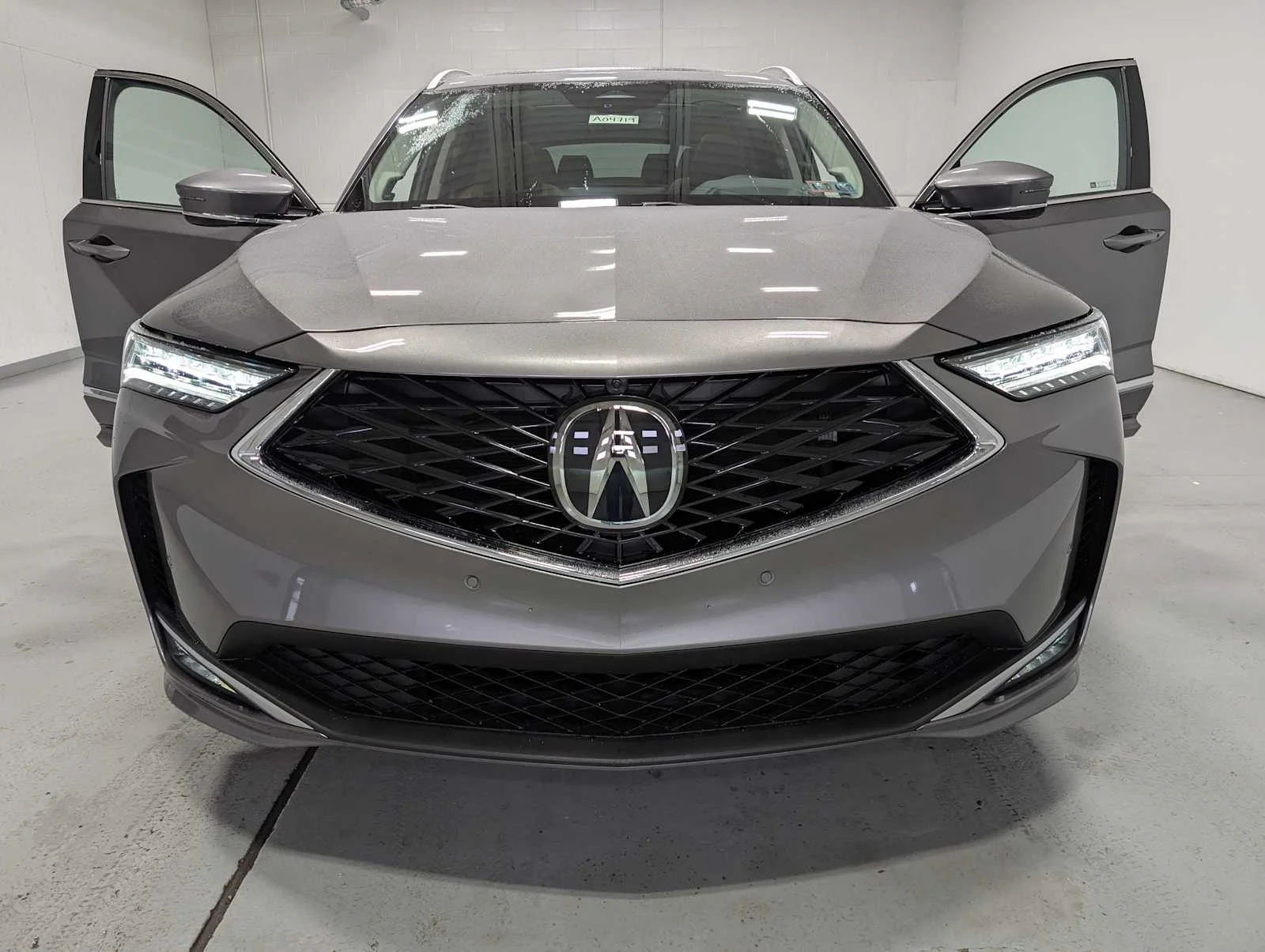 New 2026 Liquid Carbon Metallic Acura w/Advance Package image 13