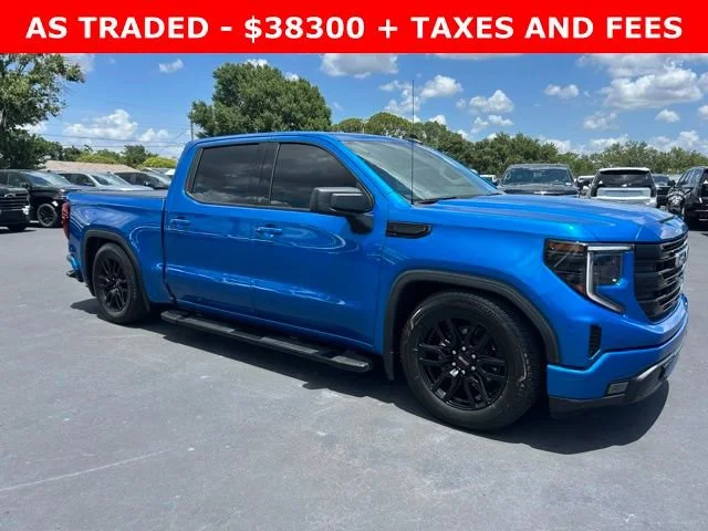 2022 GMC Sierra 2WD Crew Cab Short Box Elevation's photo