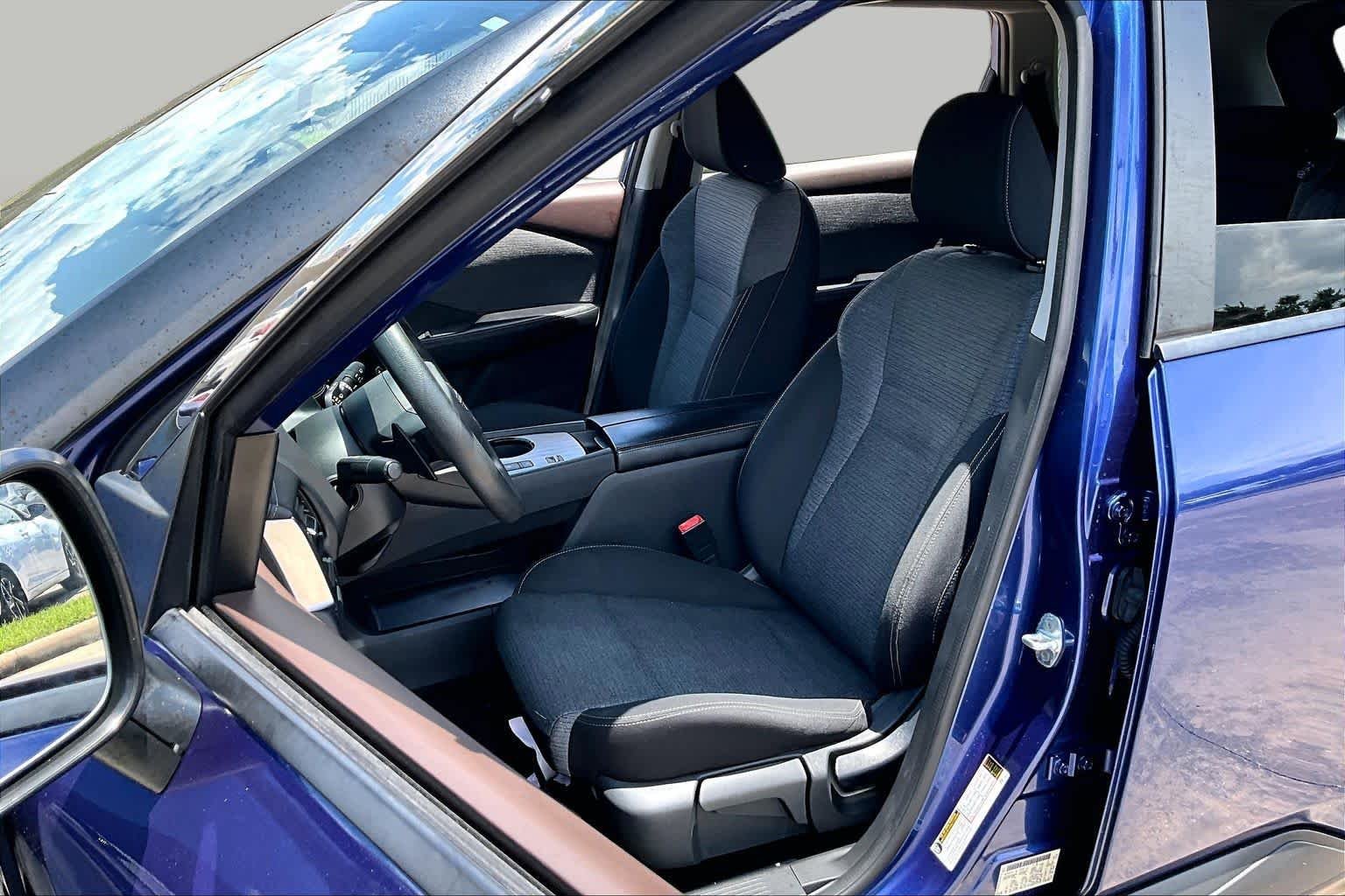 Used 2022 Caspian Blue Metallic Nissan S image 8