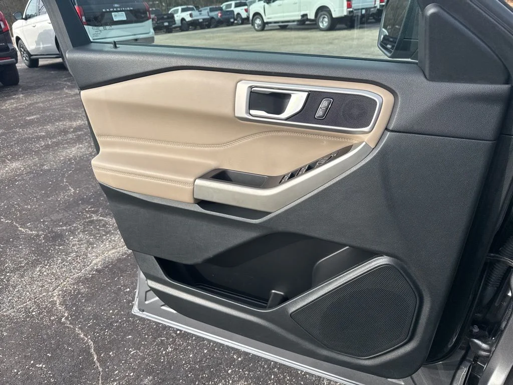 2023 Ford Explorer XLT - Photo 32