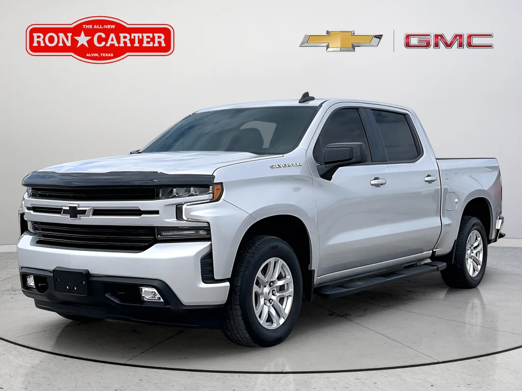 Used 2022 Silver Chevrolet RST image 3