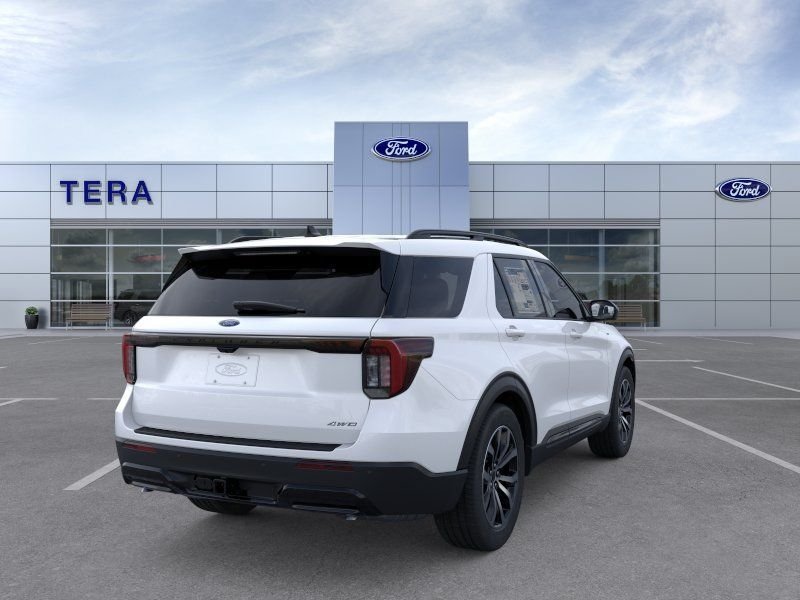 New 2026 Star White Metallic Tri-Coat Ford ST-Line image 8