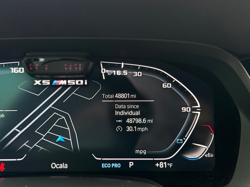Certified Used 2022 Alpine White BMW M50i image 15