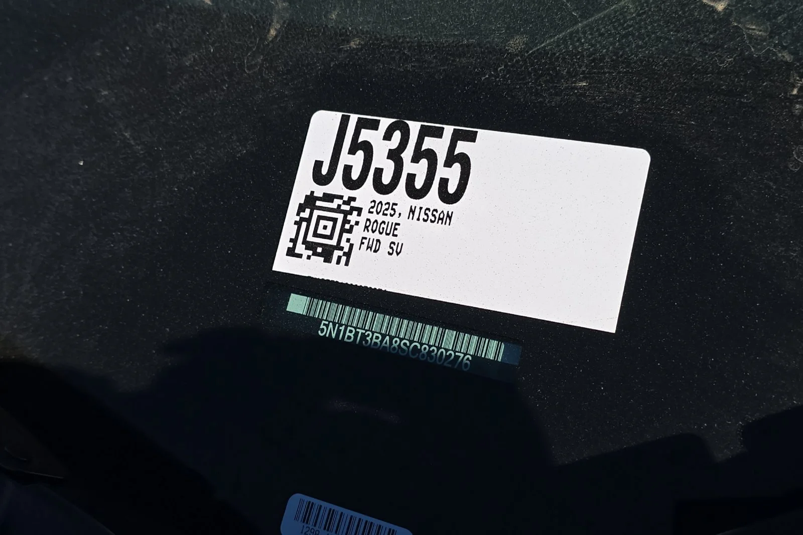 Used 2025 Super Black Nissan SV image 3