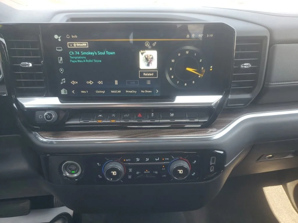 Used 2023 Sterling Gray Metallic Chevrolet LT (2FL) image 22