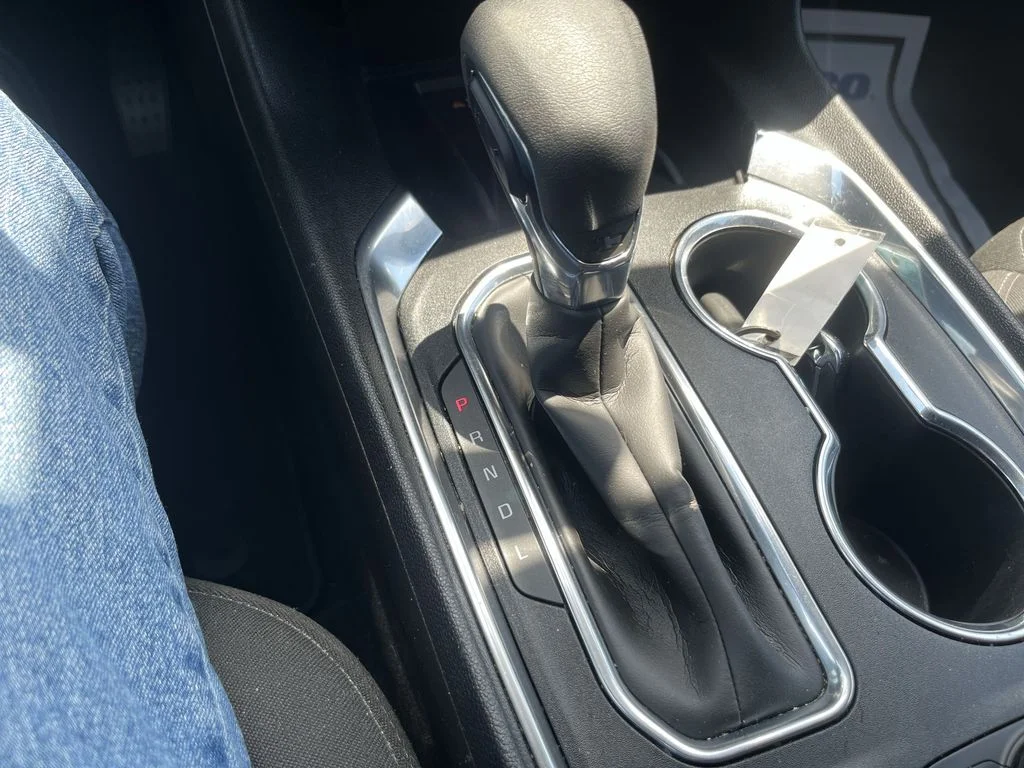 Used 2023 White Chevrolet LT image 26