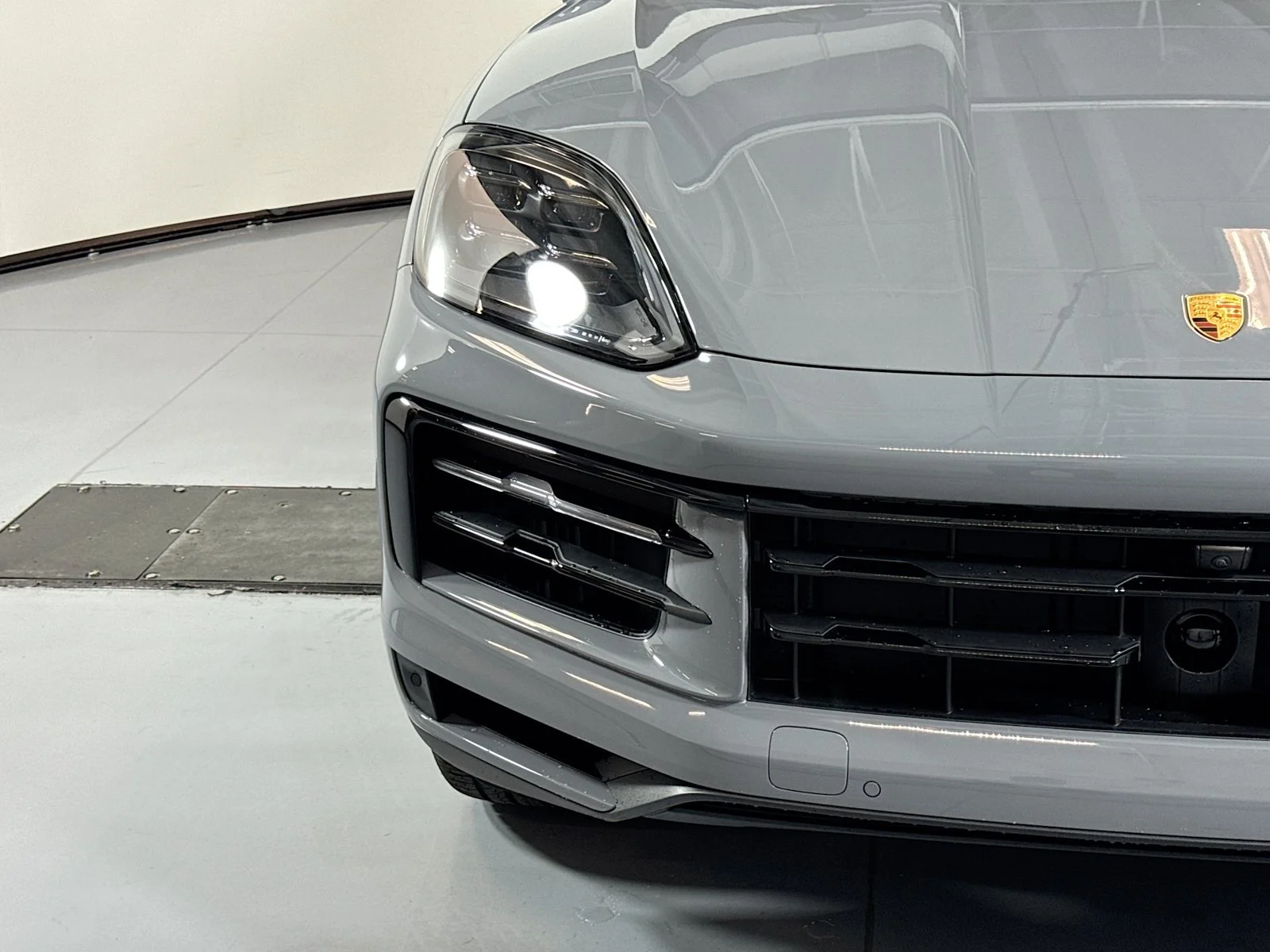 Used 2026 Arctic Grey Porsche  image 28