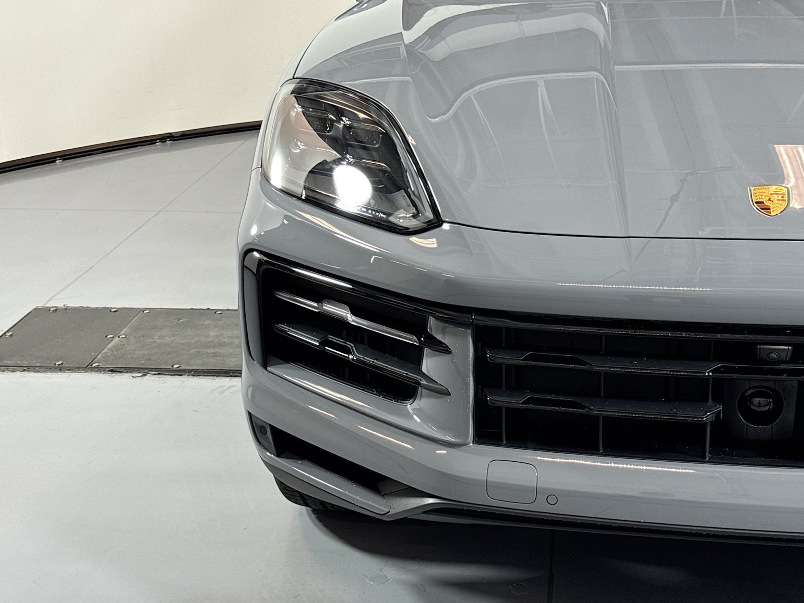 Used 2026 Arctic Grey Porsche  image 28