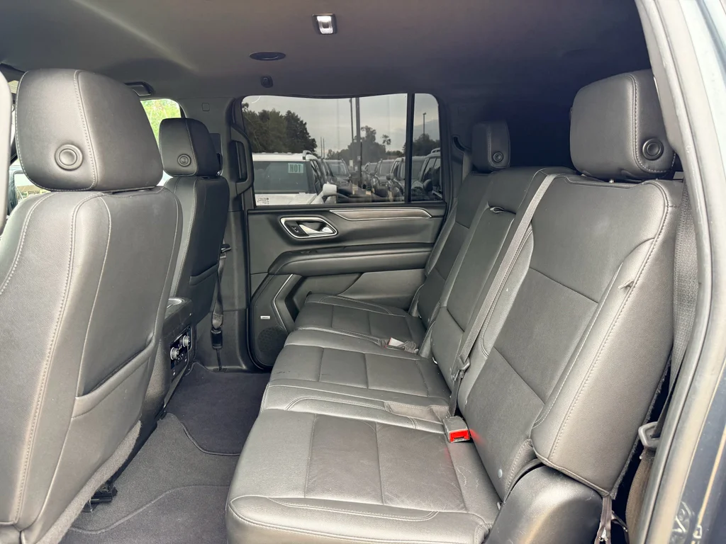 Used 2022 Evergreen Gray Metallic Chevrolet LT image 21