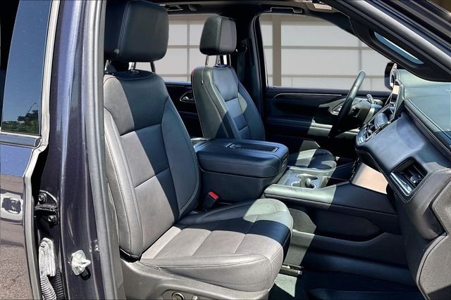 Used 2022 Gray Chevrolet Z71 image 7
