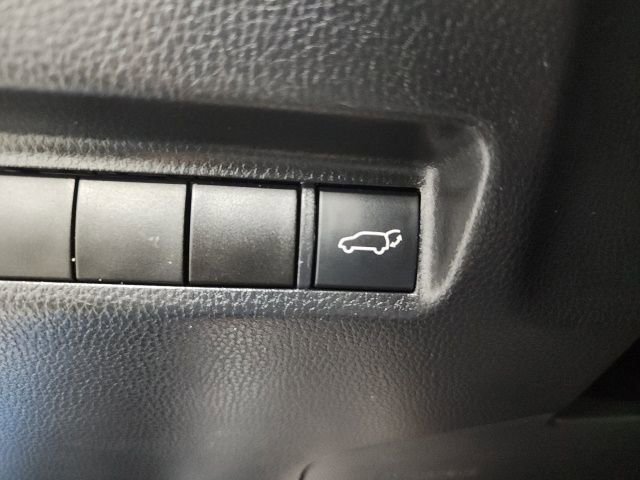 2021 Toyota RAV4 XLE Premium - Photo 36