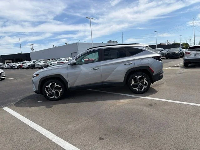 Used 2022 Silver Hyundai SEL Convenience image 18