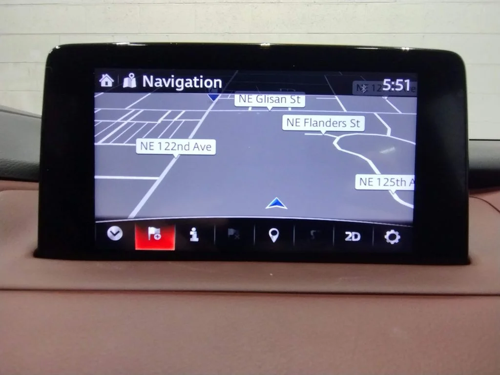 Used 2017 Black Mazda Signature image 32