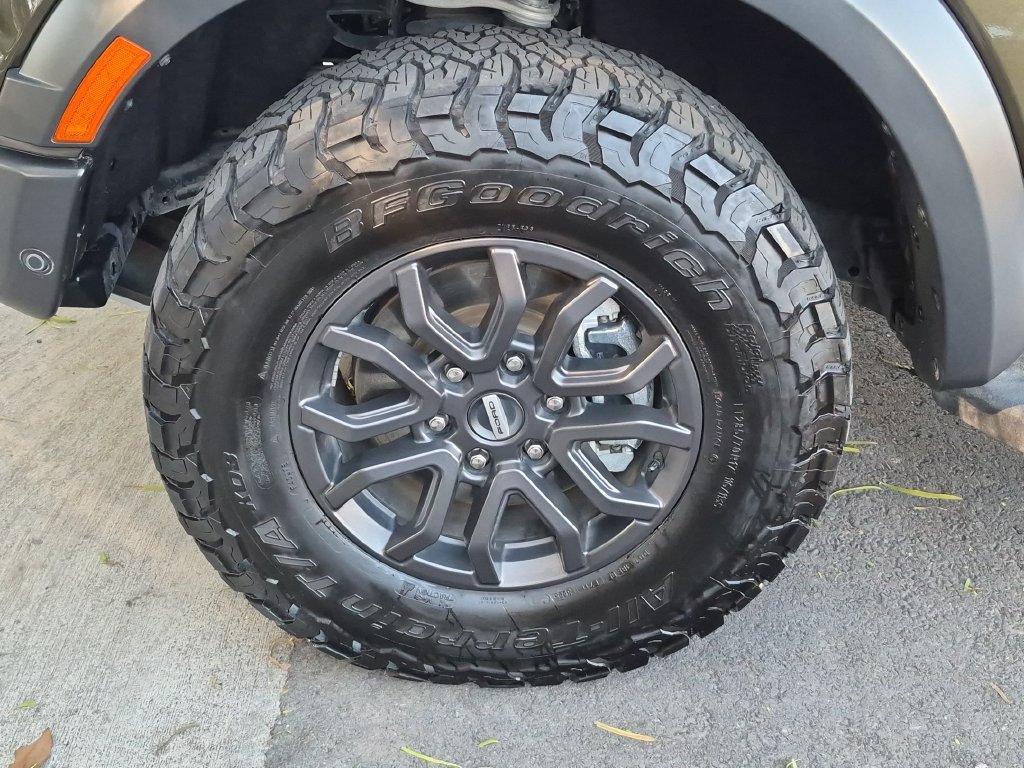 Used 2024 Green Ford Raptor image 30