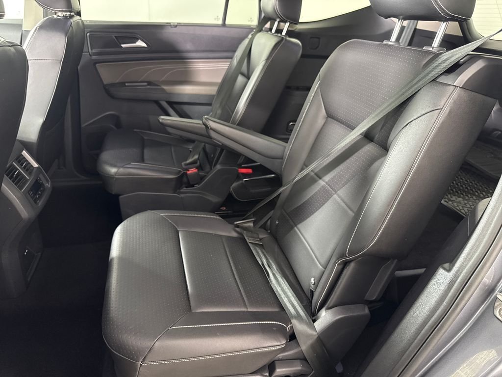 2023 Volkswagen Atlas SE w/Tech - Photo 12