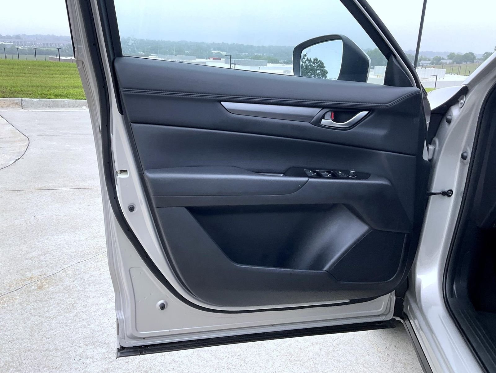 Used 2025 Silver Mazda 2.5 S Preferred Package image 10