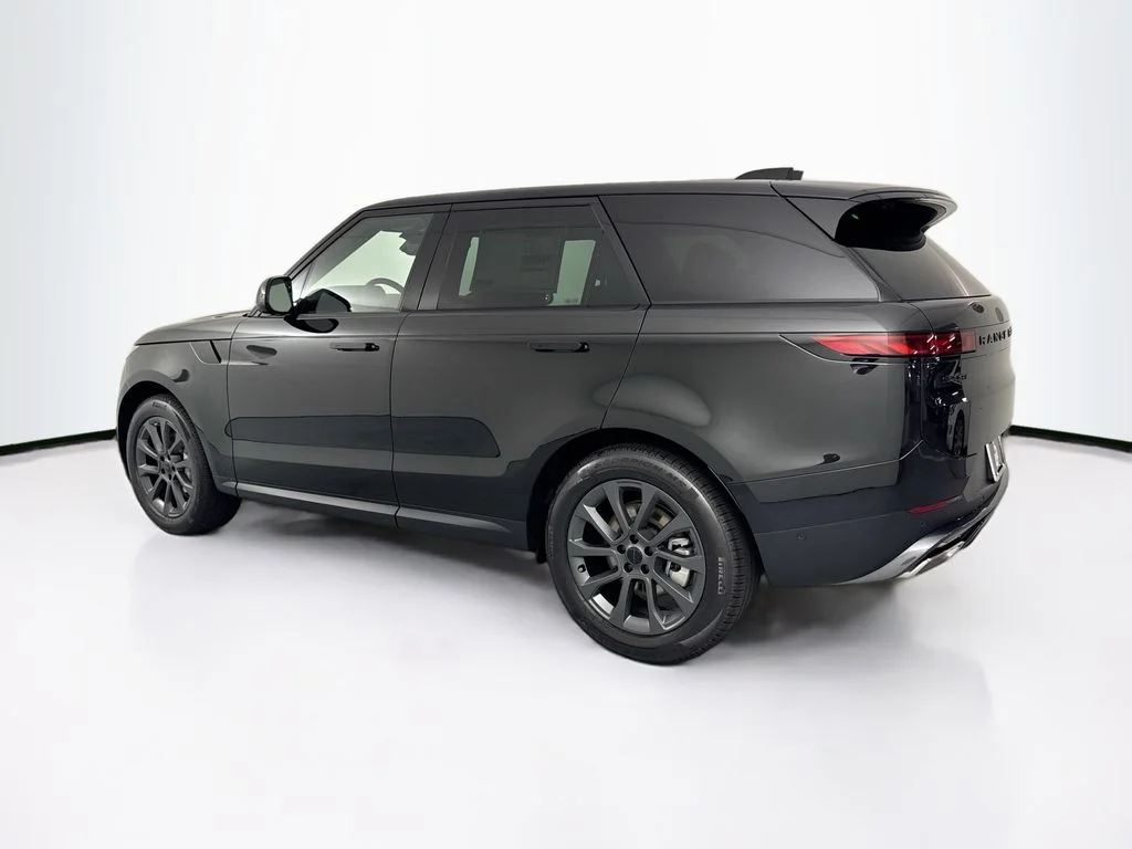 New 2026 Santorini Black Land Rover SE image 7