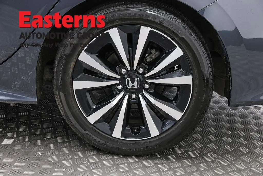 Used 2024 Gray Honda EX image 31