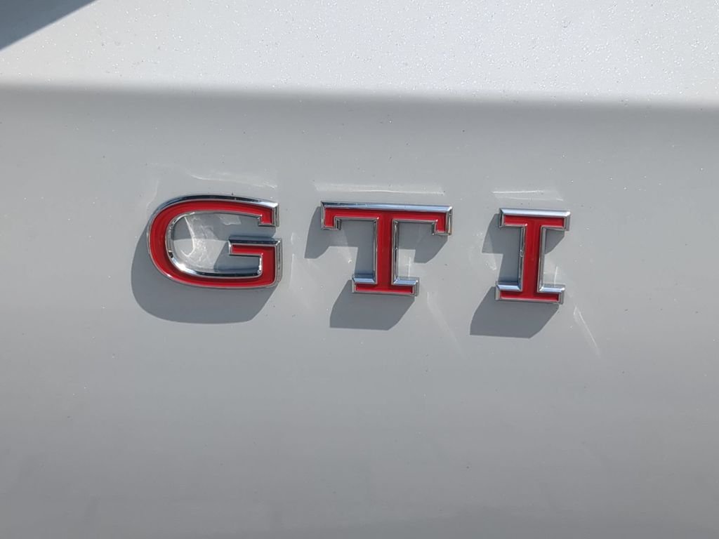 New 2026 White/off-white Volkswagen Autobahn image 10
