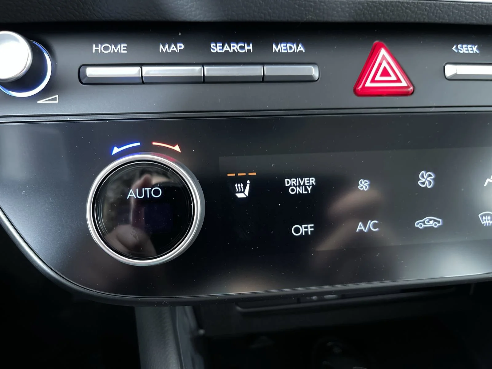 2025 Hyundai Sonata Hybrid SEL - Photo 21