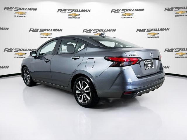 Used 2022 Gun Metallic Nissan SV image 5