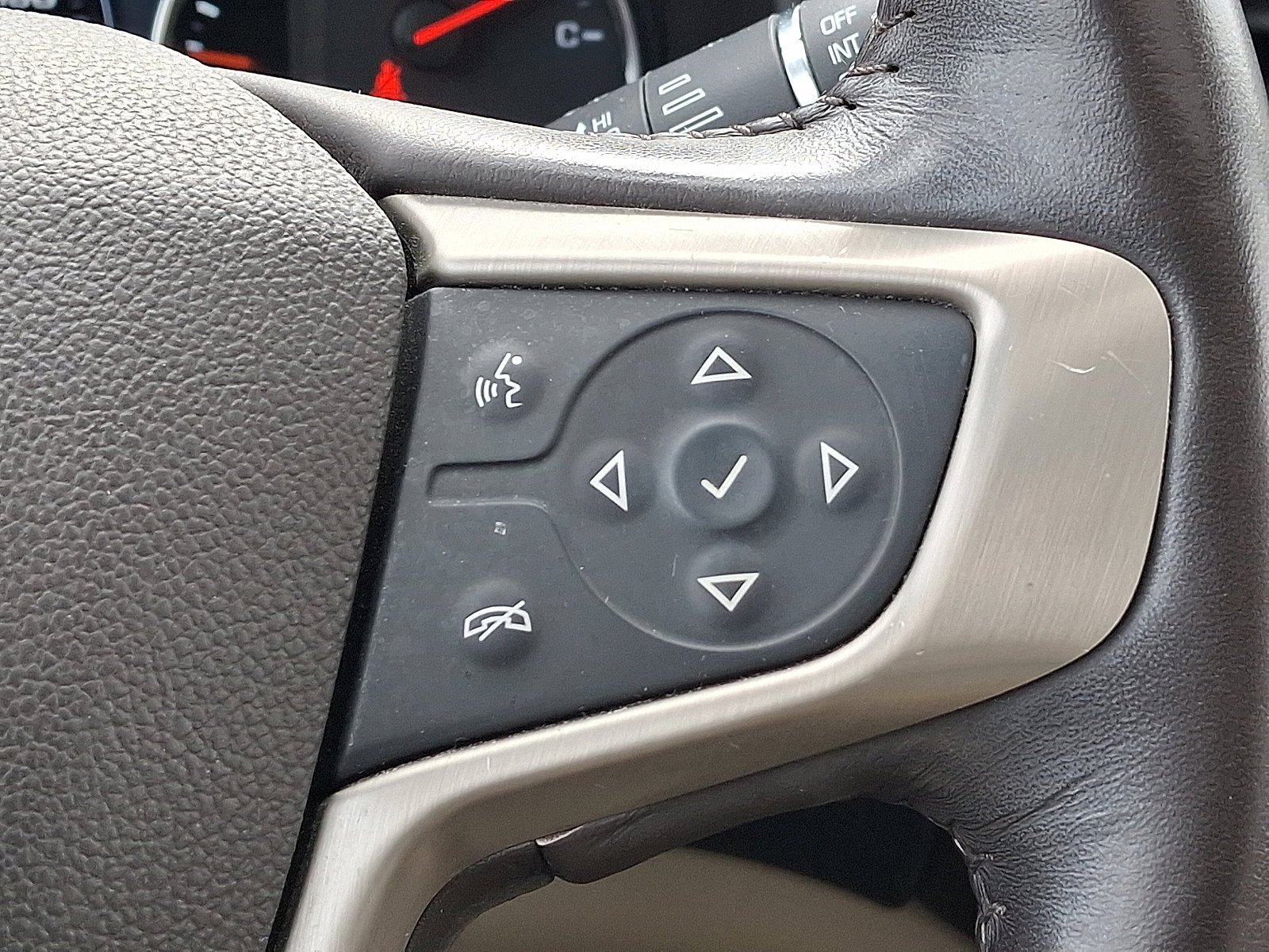 2019 GMC Acadia Denali - Photo 26