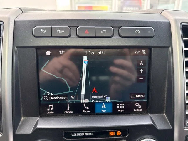 Used 2018 White Ford Platinum image 16