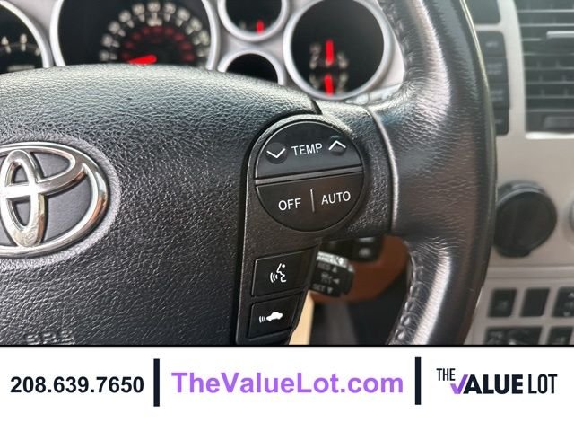 Used 2008 Silver Toyota Platinum image 29