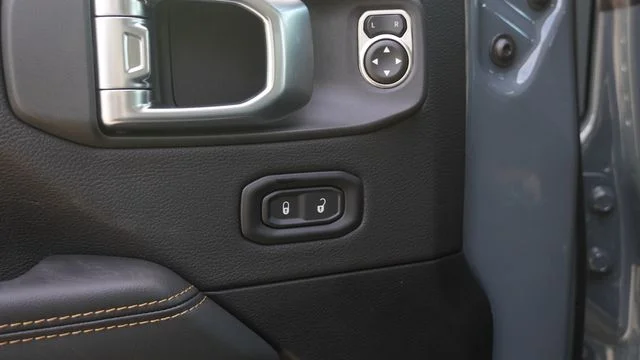New 2026 Anvil Clear-Coat Exterior Paint Jeep Texas Trail image 20