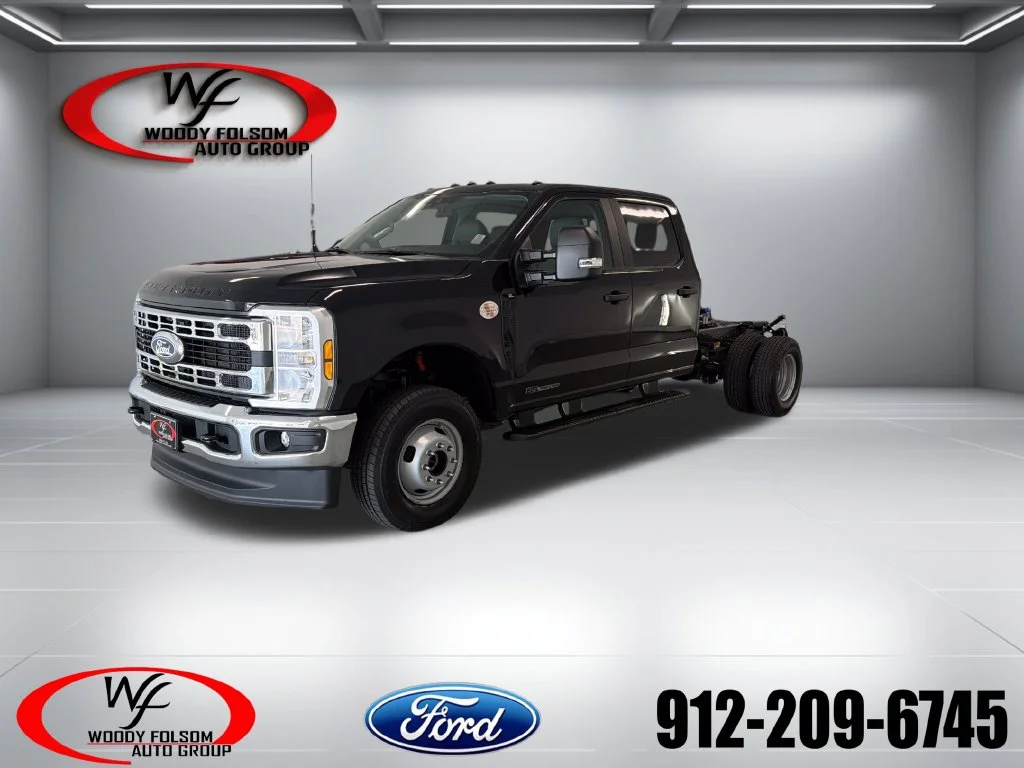 New 2027 Black Ford XL image 1