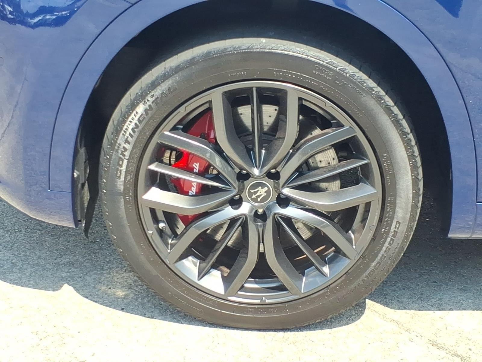 Used 2022 Blu Emozione Metallic Maserati Modena image 4