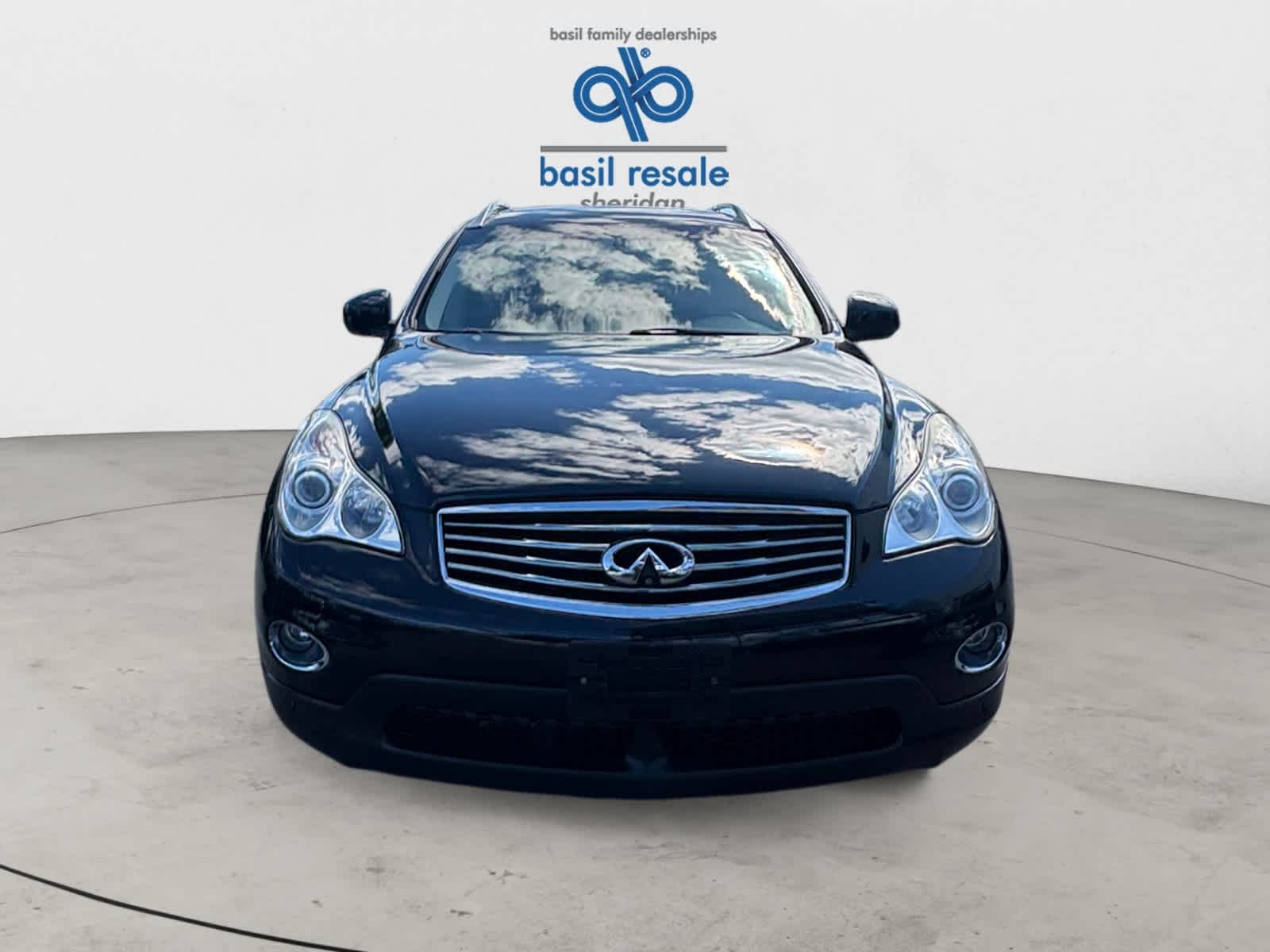 Used 2015 Black Obsidian INFINITI Journey image 8