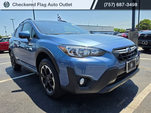 Used 2021 Horizon Blue Pearl Subaru Premium image 11