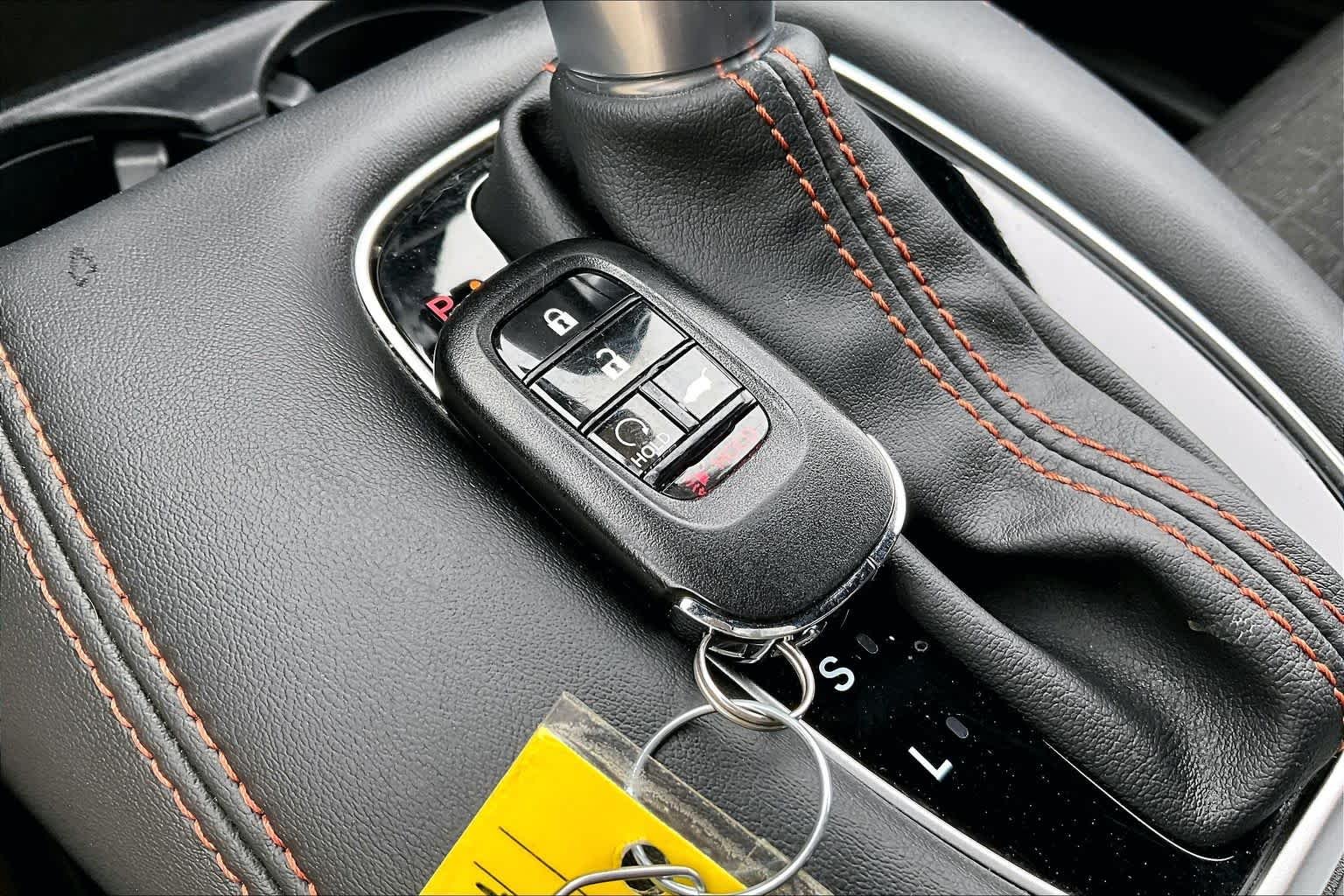 2025 Honda HR-V Sport - Photo 15