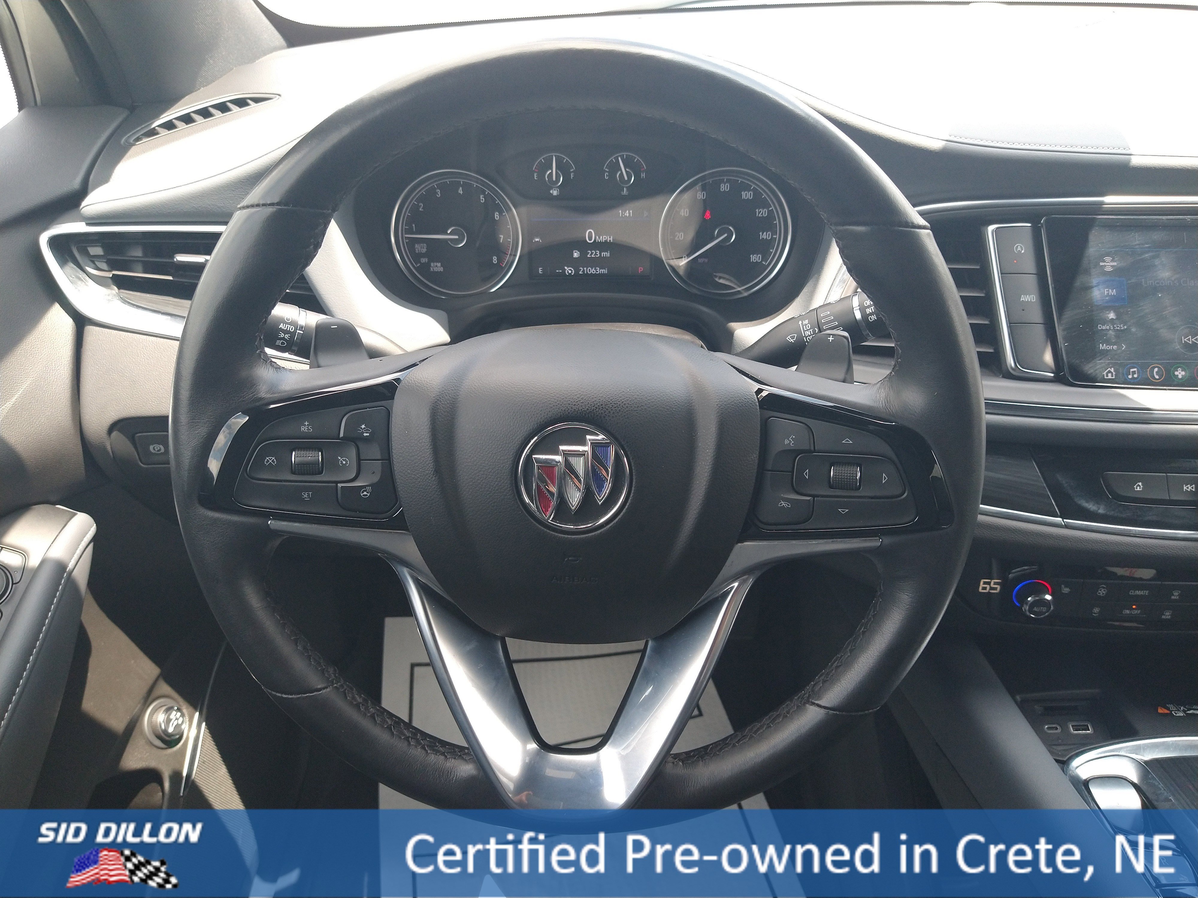 Used 2024 Summit White Buick Essence image 2