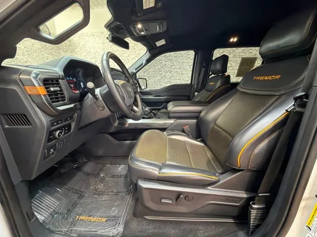 Used 2023 White Ford Tremor image 21