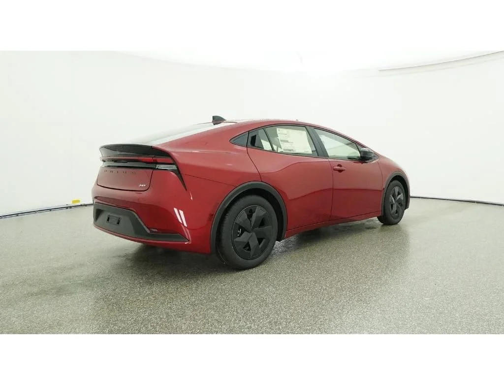 New 2026 Supersonic Red Toyota LE image 47