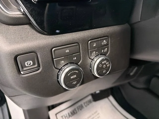 New 2026 Summit White GMC SLE image 19